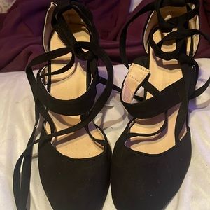 🦋0047 Black heels size 7 $15🦋